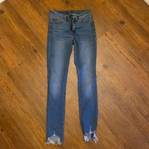 Abercrombie size 00/24 Mid rise super skinny ankle jeans